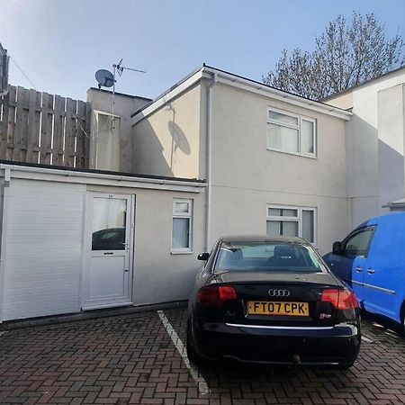 1 Bedroom Flat, Sleeps Up To 5Ppl, City Center Cardiff Exteriér fotografie